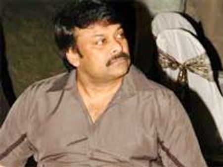 సురేఖతో చిరు వివాహ దిన వేడుక