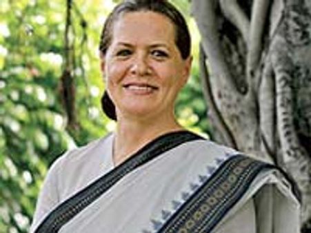 రాష్ట్రంలో సోనియా టూర్