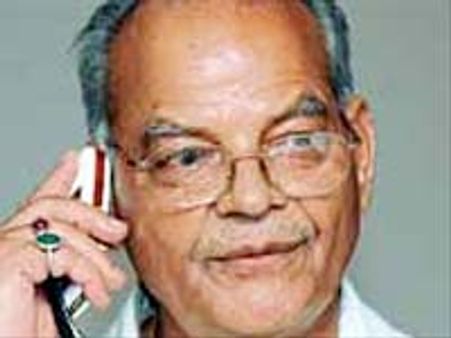 మాజీ మంత్రి సుఖ్‌ రామ్‌కు మూడేళ్ల జైలు