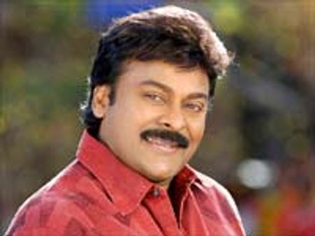 మాది విజన్, బాబుది టెలివిజన్: చిరు