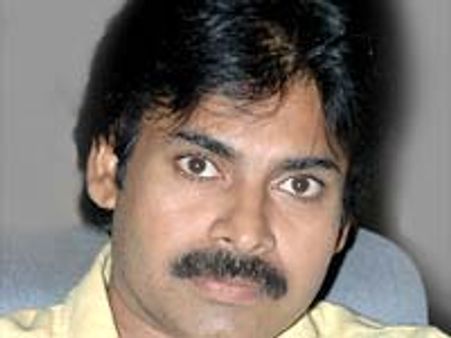 చిరు, పవన్ లపై సివిల్ కేసు