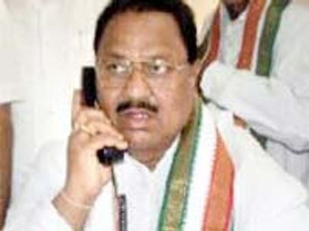 వైఎస్ కు డిఎస్ ఎసరు?