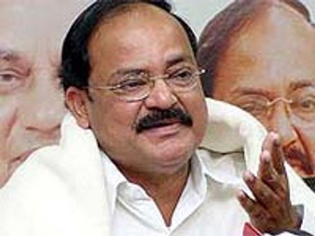 అవినీతి ఘనత కాంగ్రెస్సుదే: వెంకయ్య