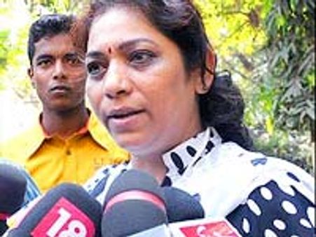 కసబ్ న్యాయవాదిగా వాగ్మారే తొలగింపు