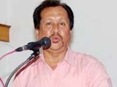 కసబ్ లాయర్ గా అబ్బాస్ కజ్మీ