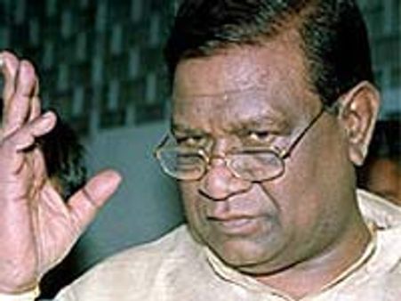 మా బలం తేలుతుంది: బంగారు