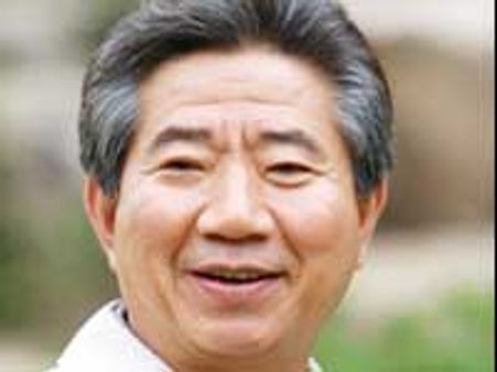 మాజీ దేశాధ్యక్షుని ఆత్మహత్య