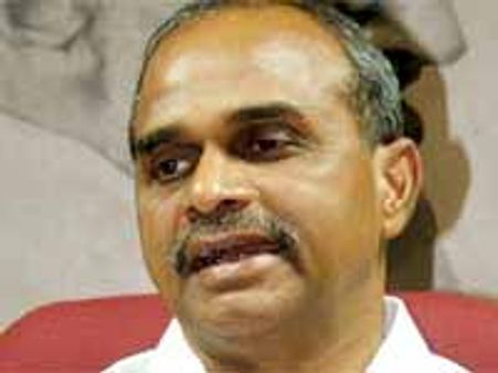 వైయస్ జాబితాకు సోనియా ఒకె