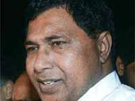 జానా కోసం తెరాస తంటాలు