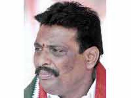 కుటుంబం కోసం కెసిఆర్ పార్టీ: దానం