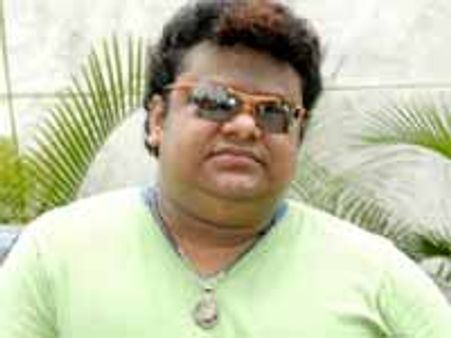 మ్యూజిక్ చక్రికి అమెరికాలో సన్మానం