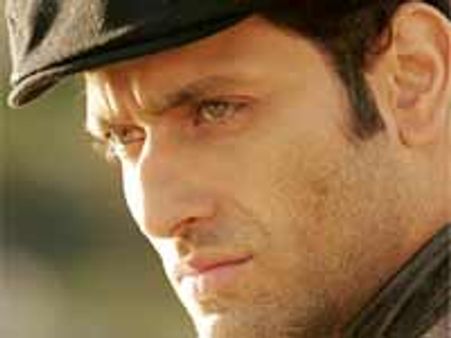 షైనీ అహుజాకు డిఎన్ఎ పరీక్షలు