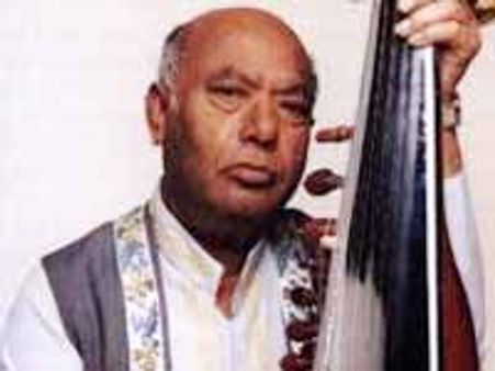 సరోద్ విద్వాంసుడు అలీ కన్నుమూత