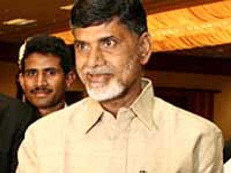 వైయస్ మారలేదు: చంద్రబాబు