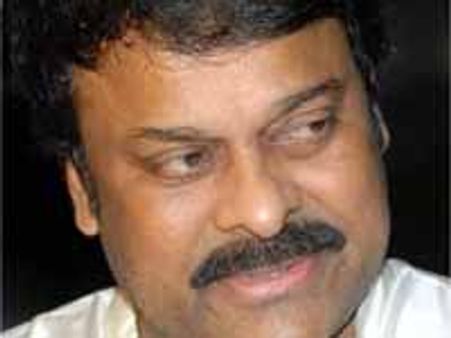 చిరుకి అంత సీన్ ఉందా?