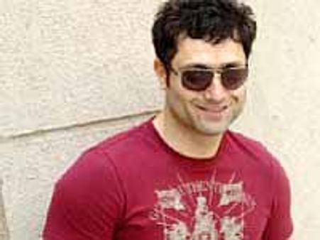 షైనీ పిటిషన్ పై విచారణ వాయిదా