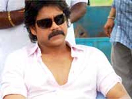 జగన్ వ్యాపారాల్లో నాగ్ వాటాలు?