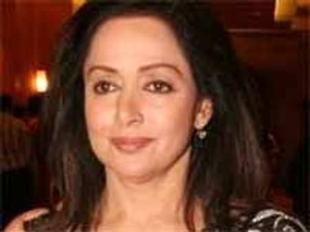 ఐశ్వర్యలో అన్నీఉన్నాయ్: హేమమాలిని