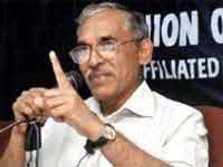 చేతులు కలిపిన ఉభయ కమ్యూనిస్టు