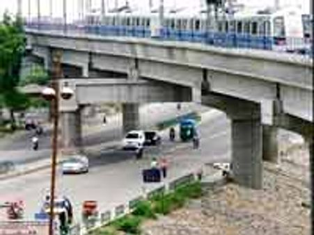 మెట్రో ప్రాజెక్టు పనులపై విచారణ