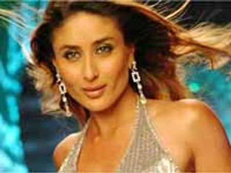 రెండేళ్ల దాకా పెళ్లి లేదు: కరీనా