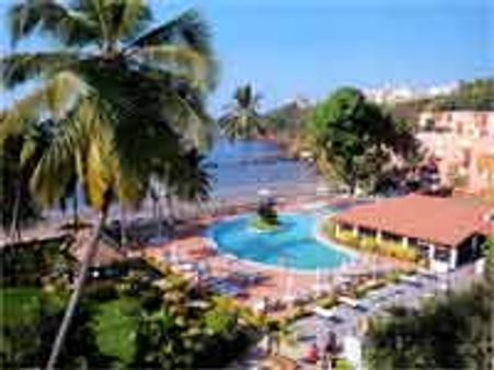 గోవా తీరంలో అనుమానాస్పద నౌక