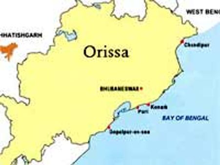 ఐఎఎస్ అధికారి సహా కుటుంబం మృతి