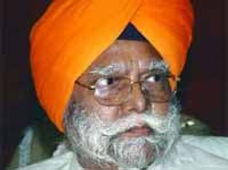 ప్రాణాలైనా ఇస్తా, పదవి వదల: బూటా