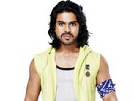 మగధీరకు నెట్ పైరసీ బెడద