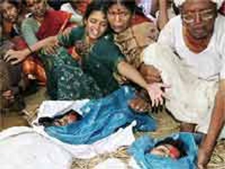 ఇద్దరు రైతుల ఆత్మహత్య