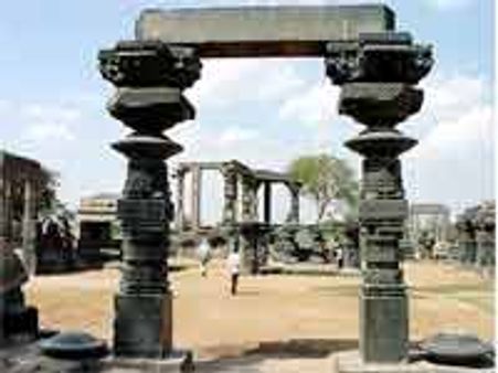 వరంగల్ లో ట్రైనీ కానిస్టేబుల్ ఆత్మహత్య