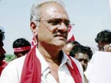 ధర్మానపై నారాయణ మండిపాటు