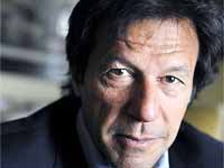 బెనజీర్ తో ఇమ్రాన్ రోమాన్స్?