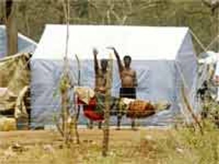 రజనీకాంత్ కు ఎల్టీటిఇ డబ్బులు: లంక