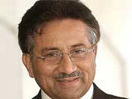 క్రియాశీలక రాజకీయాల్లో పర్వేజ్