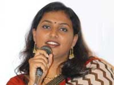 టిడిపికి రోజా రాజీనామా