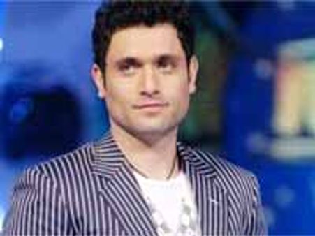 అహుజా బెయిల్ పిటిషన్ తోసివేత