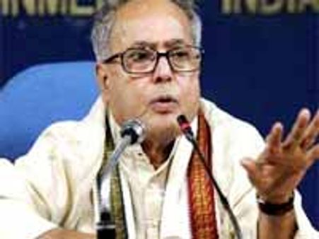 అంధ్ర నేతపై తొందరేం లేదు: ప్రణబ్