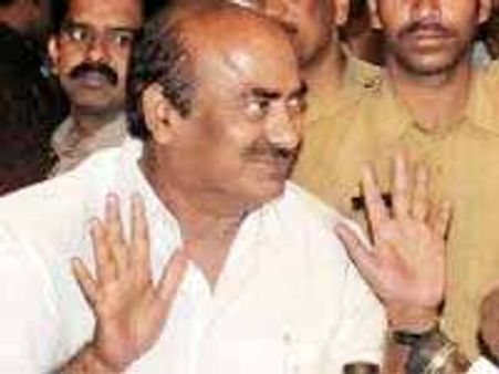 జగన్ పై హైకమాండే : జెసి