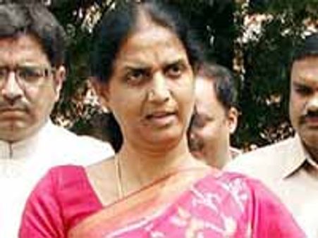 అనూషను ఆదుకుంటాం: సబిత