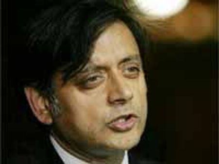 శశి థరూర్ కు సోనియా క్లాస్