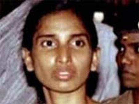 రాజీవ్ కిల్లర్ నళిని దీక్ష విరమణ