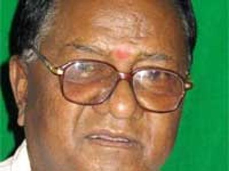 మావోల కాల్పుల్లో ఎంపి కుమారుడి మృతి