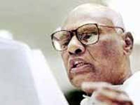 'రోశయ్య పదవి చట్ట విరుద్ధం'