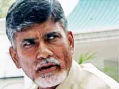 వైయస్సార్ ప్రమాదం ఇందుకే: బాబు