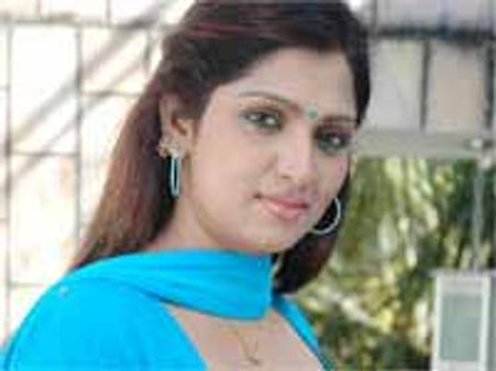 భువనేశ్వరి రింగ్ లో టీవీ యాంకర్?