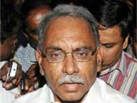 జగన్ కోసం ఢిల్లీకి వెళ్లిన కెవిపి రామచందర్ రావు