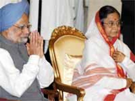 అంతర్గత భద్రతపై ప్రతిభతో మన్మోహన్