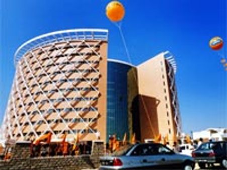 సెక్స్ వర్కర్ల చేతిలో వైద్యుడి హత్య?