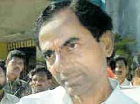 కెసీఆర్ నోట రక్తపాతం మాట